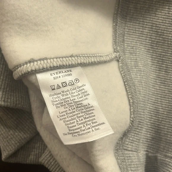 Everlane The Re track Oversized Crew Sweatshirt in Heather grey. - Picture 10 of 10